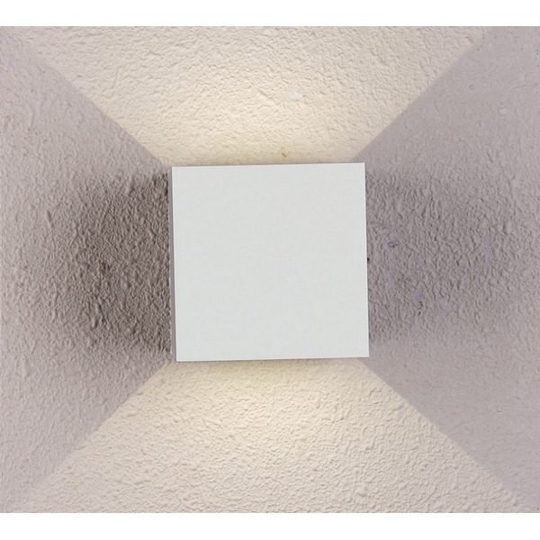 Светодиодный настенный светильник Crystal Lux CLT 520W WH-67006 форма куба