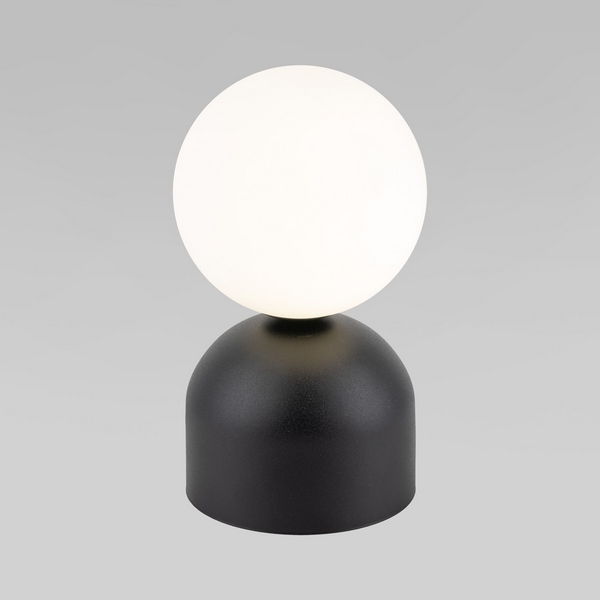 Настольная лампа Eurosvet Miki 16044 в форме шара